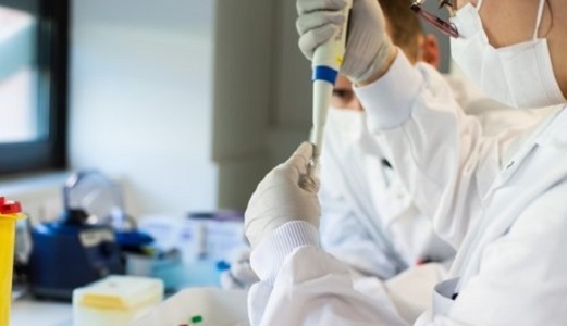 Performanţă de răsunet: cercetătorii gălăţeni au câştigat două concursuri internaţionale de proiecte cu iniţiative anti-COVID
